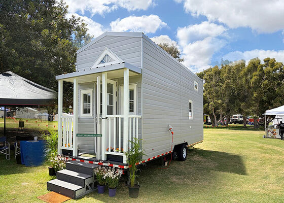 AS / US Steel Frame Prefab Tiny House مع مقطورة على عجلات للسفر