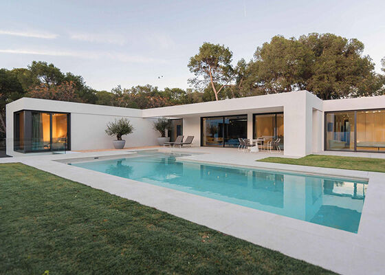 منزل مسبق الصنع لعائلة واحدة مع مسبح ومجموعات منازل بإطار فولاذي خفيف