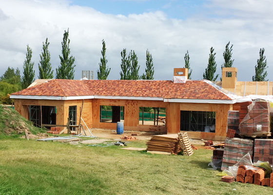 مجموعة من المباني الجاهزة المعدة مسبقاً