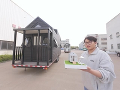 المنازل الصغيرة على العجلات بواسطة الجذور المتحركة